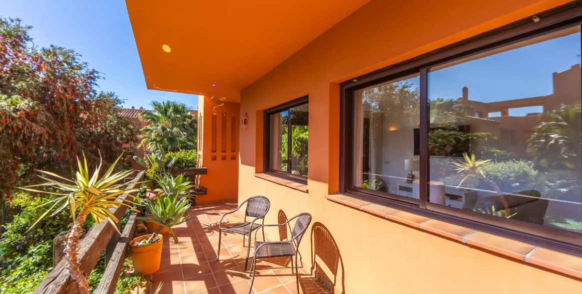 Venta de apartamento en planta baja en Estepona 13