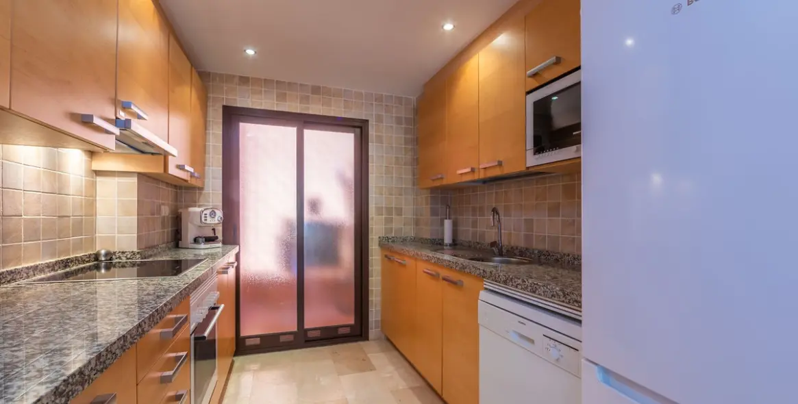 Venta de apartamento en planta baja en Estepona 21