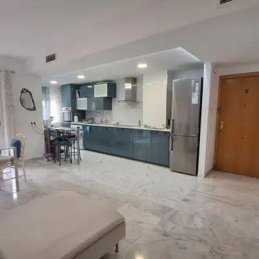 Venta de apartamento en planta media en Estepona