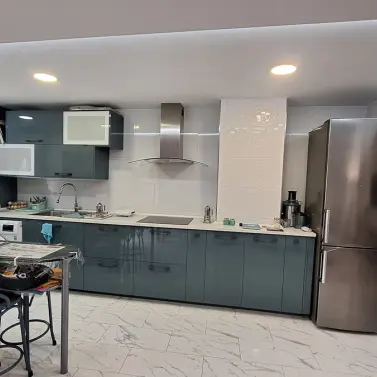 Venta de apartamento en planta media en Estepona
