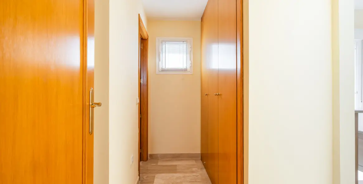 Sale of penthouse in Calahonda 22