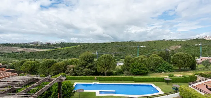 Venta de ático dúplex en Casares 3