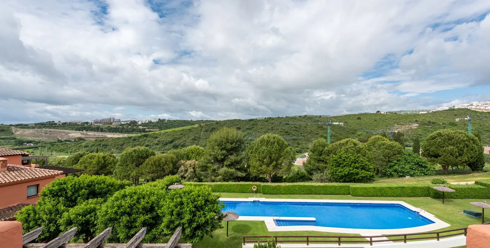 Venta de ático dúplex en Casares 20
