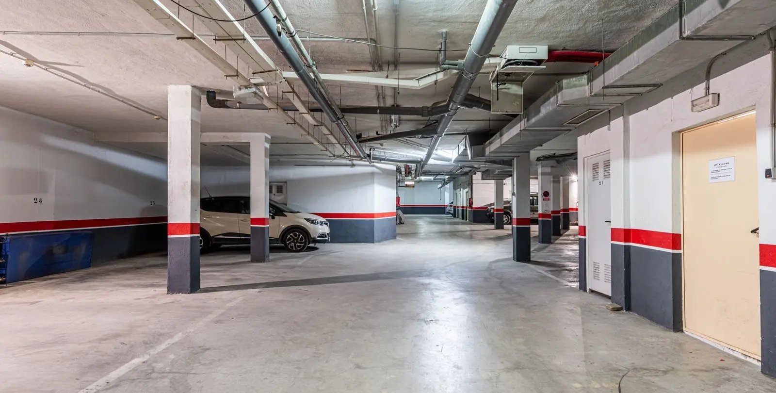 Venta de ático dúplex en Casares 27