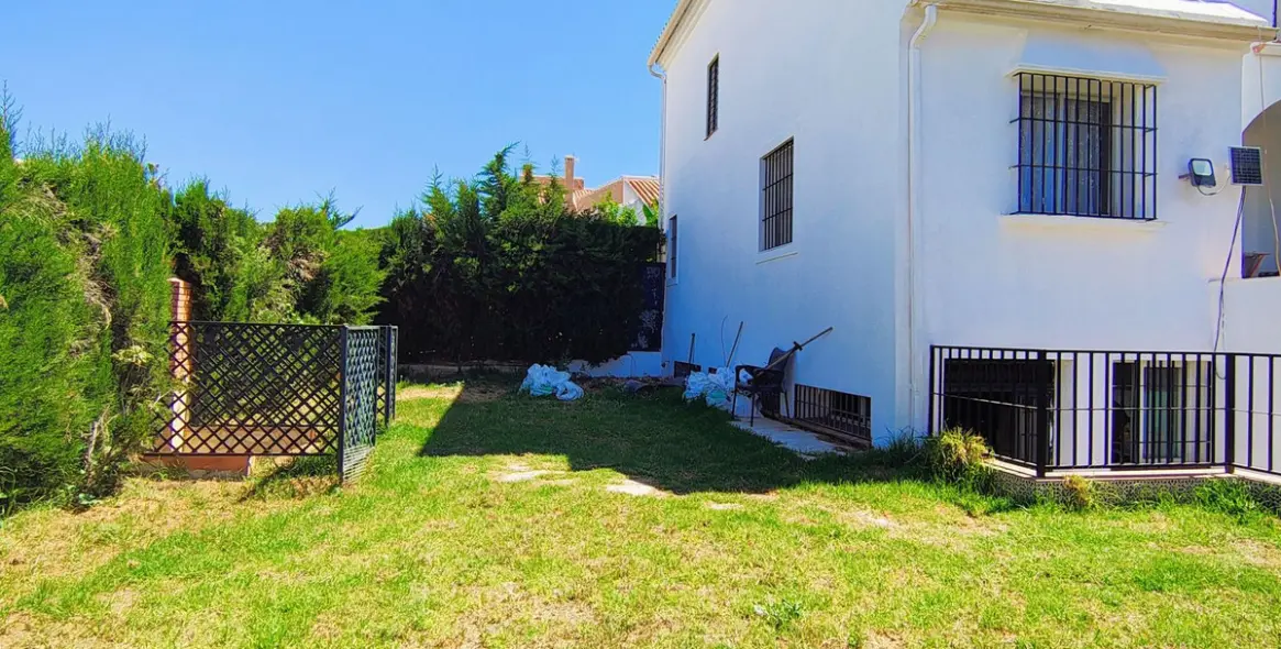 Sale of semi-detached house in Atalaya 2