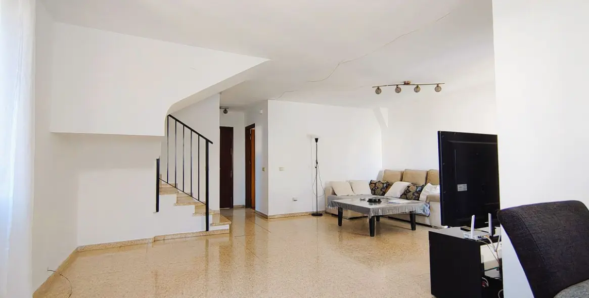 Sale of semi-detached house in Atalaya 6