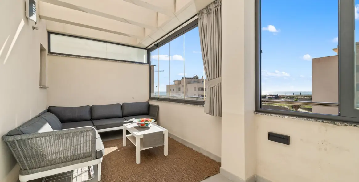Продажа двухуровневого пентхауса в Torre del Mar 19