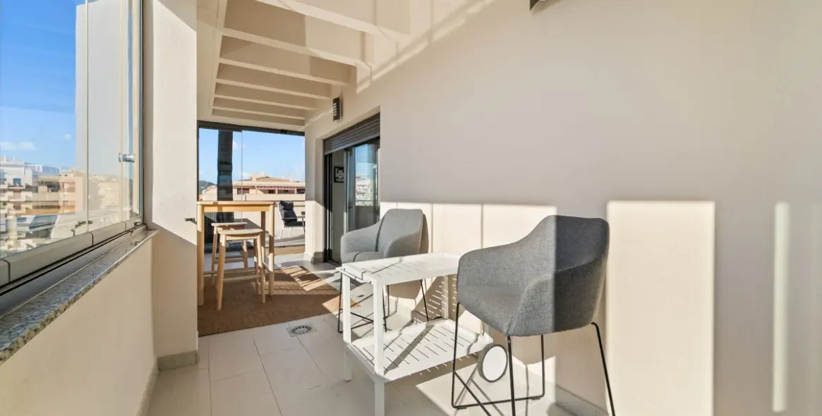 Продажа двухуровневого пентхауса в Torre del Mar 21
