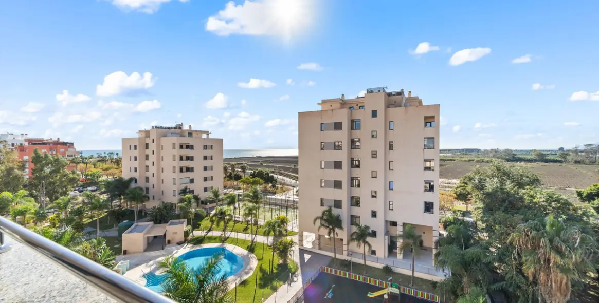 Продажа двухуровневого пентхауса в Torre del Mar 29