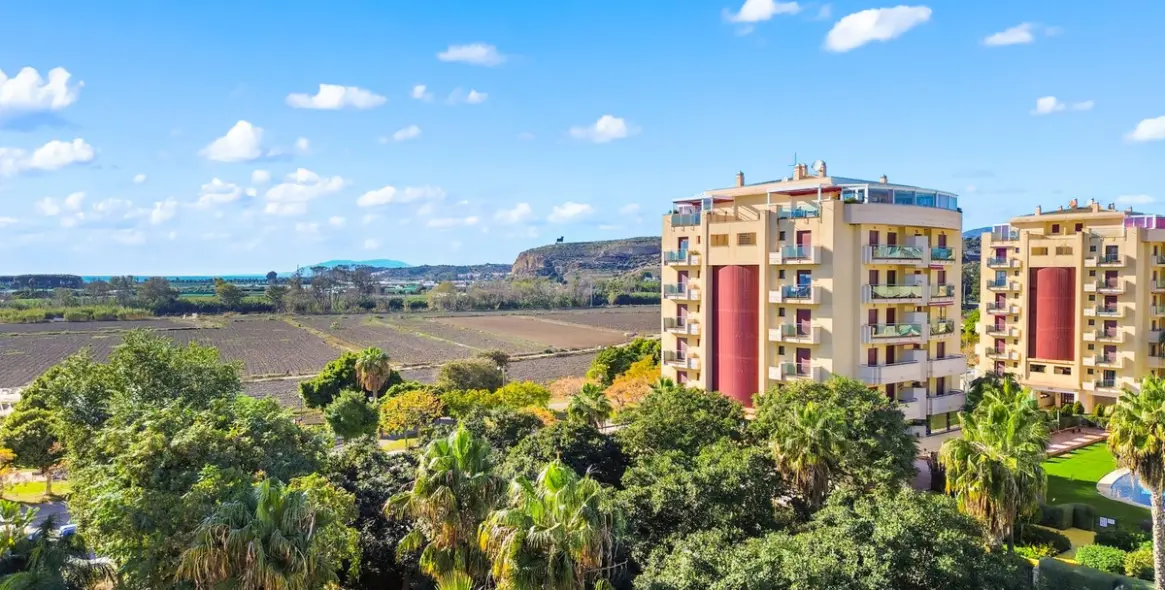 Продажа двухуровневого пентхауса в Torre del Mar 30