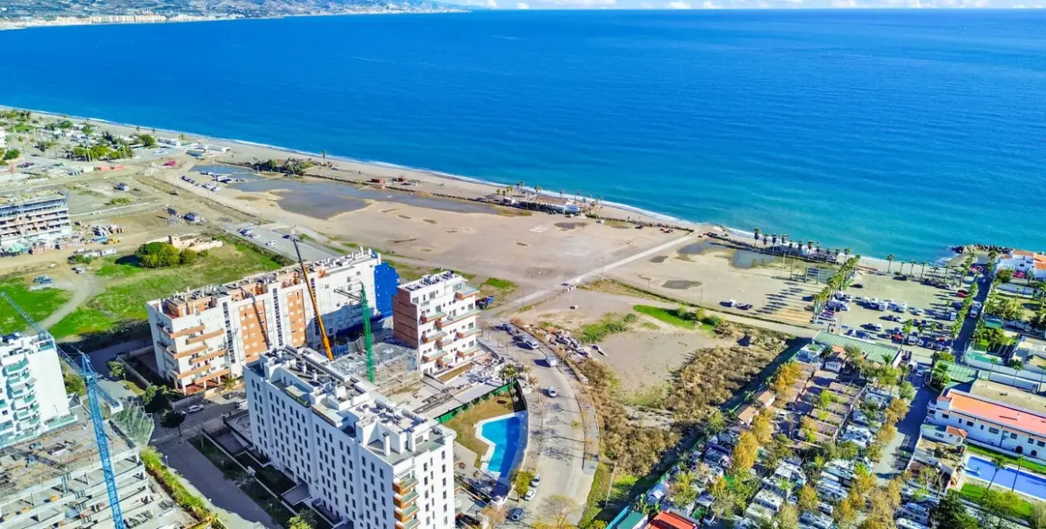 Продажа двухуровневого пентхауса в Torre del Mar 41