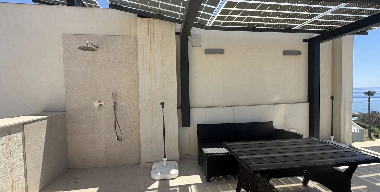 Sale of townhouse in Torrox Costa 17