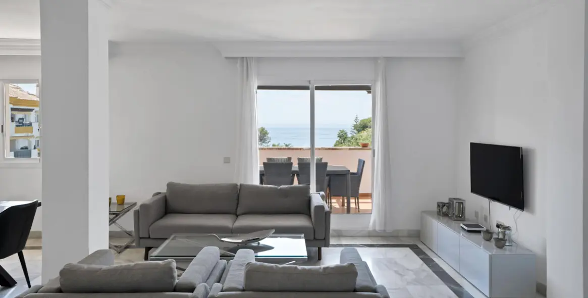 Sale of penthouse in Marbella 3
