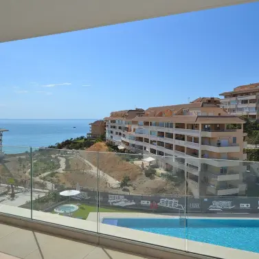 Sale of penthouse in Higueron