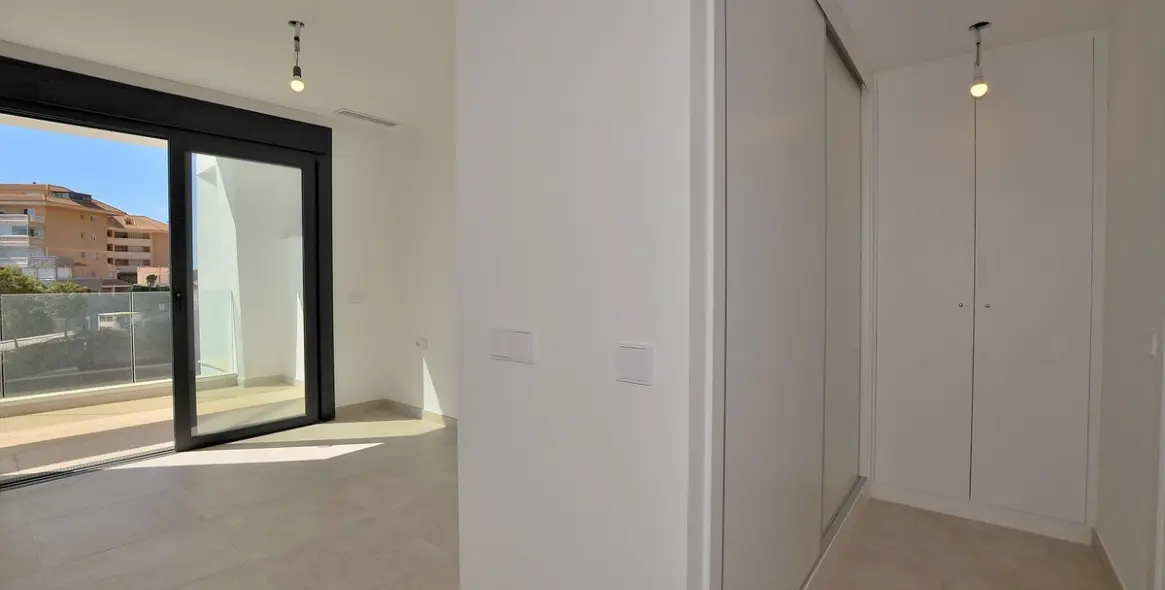 Sale of penthouse in Higueron 20