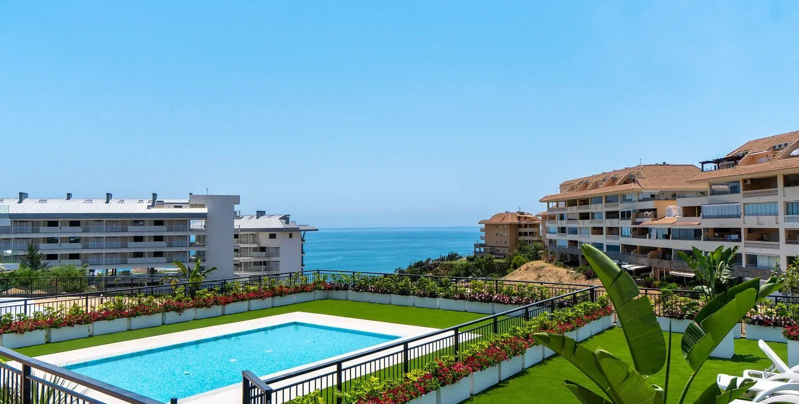 Sale of penthouse in Higueron 1