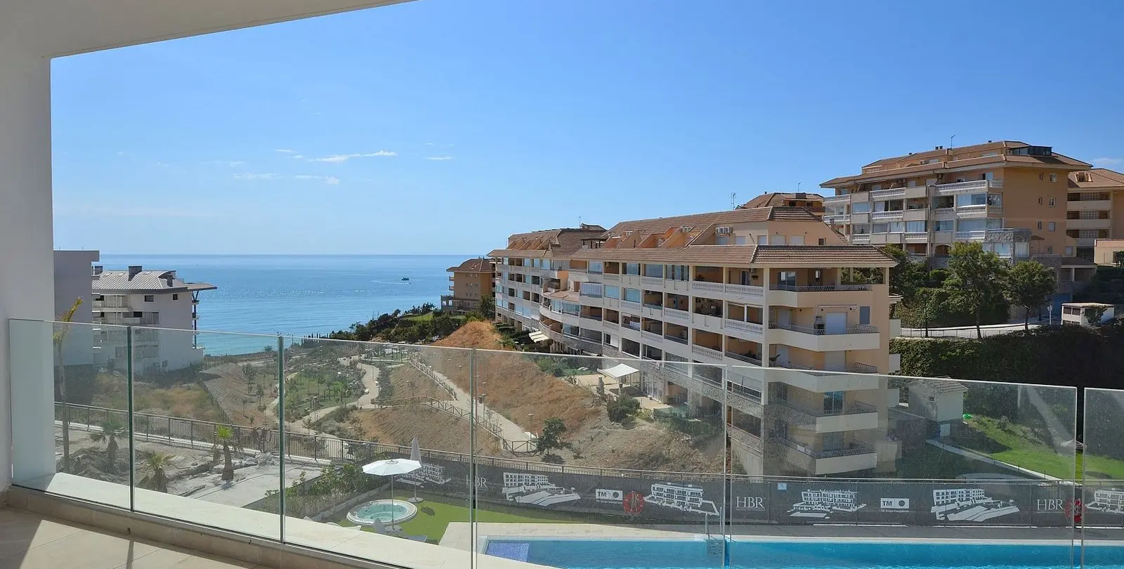 Sale of penthouse in Higueron 5