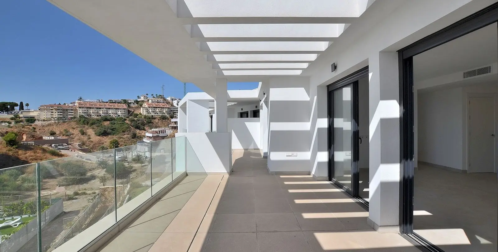 Sale of penthouse in Higueron 6