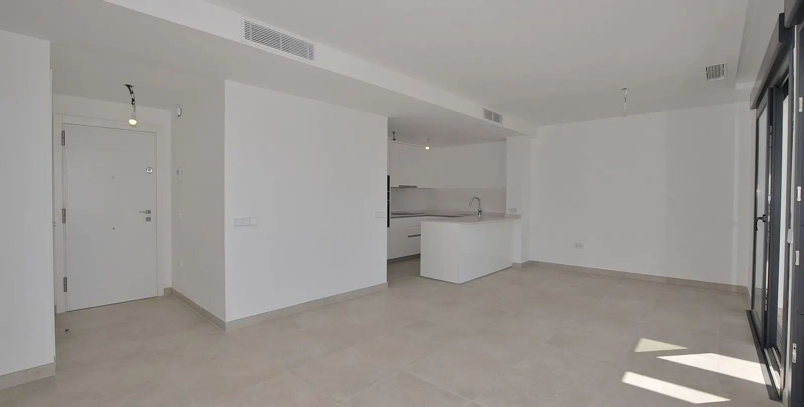 Sale of penthouse in Higueron 11