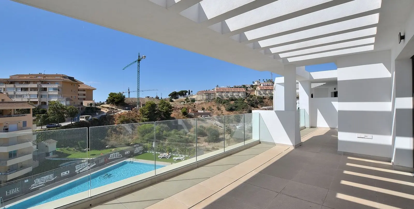 Sale of penthouse in Higueron 18