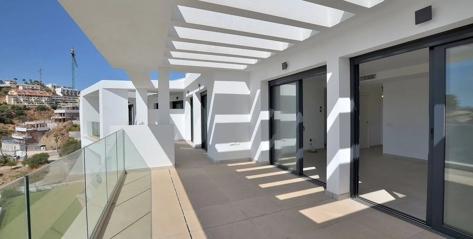 Sale of penthouse in Higueron 19