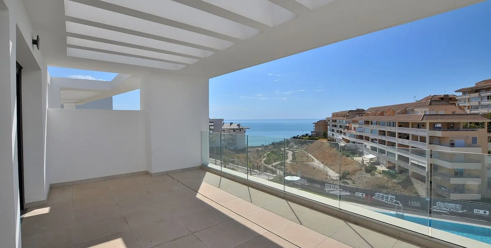 Sale of penthouse in Higueron 31