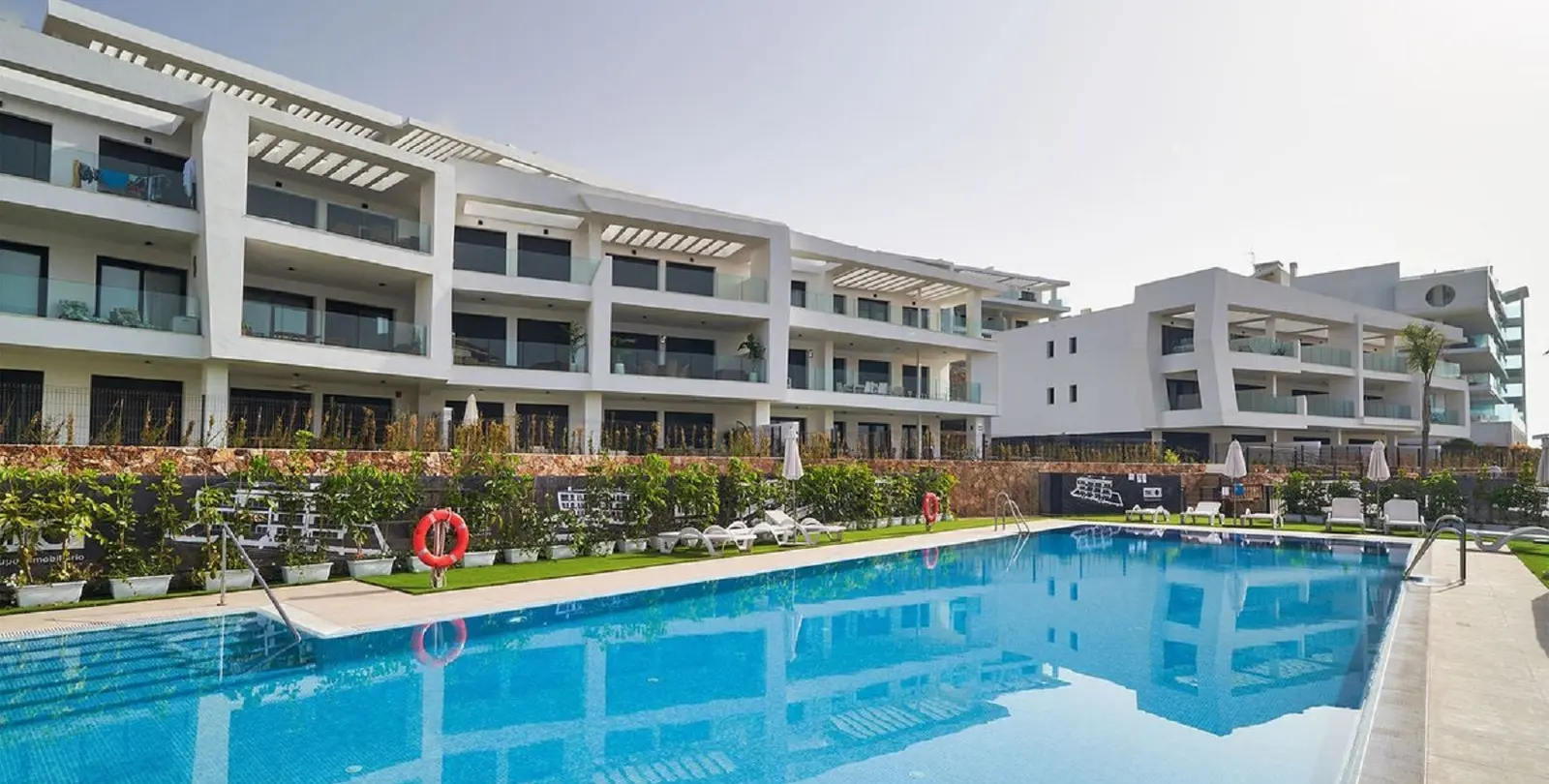Sale of penthouse in Higueron 35