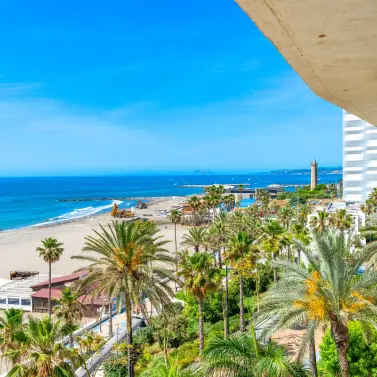 Продажа пентхауса в Estepona