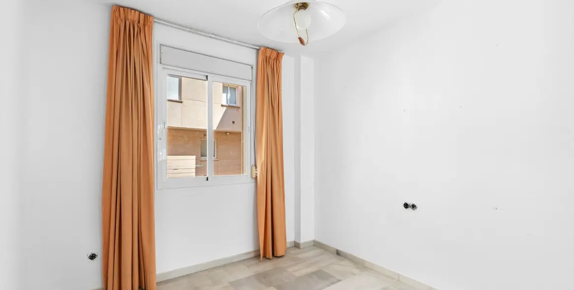 Sale of penthouse in Estepona 24