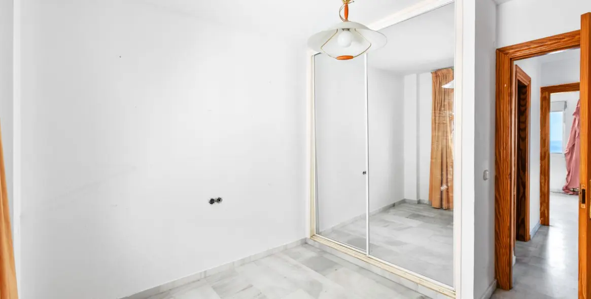 Sale of penthouse in Estepona 26