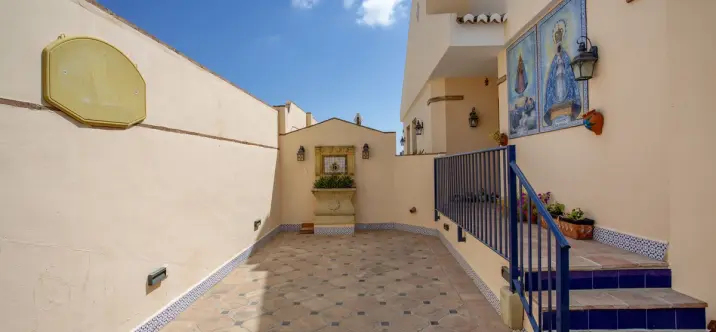 Sale of semi-detached house in Benalmadena 1