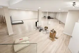Image 4 thumb