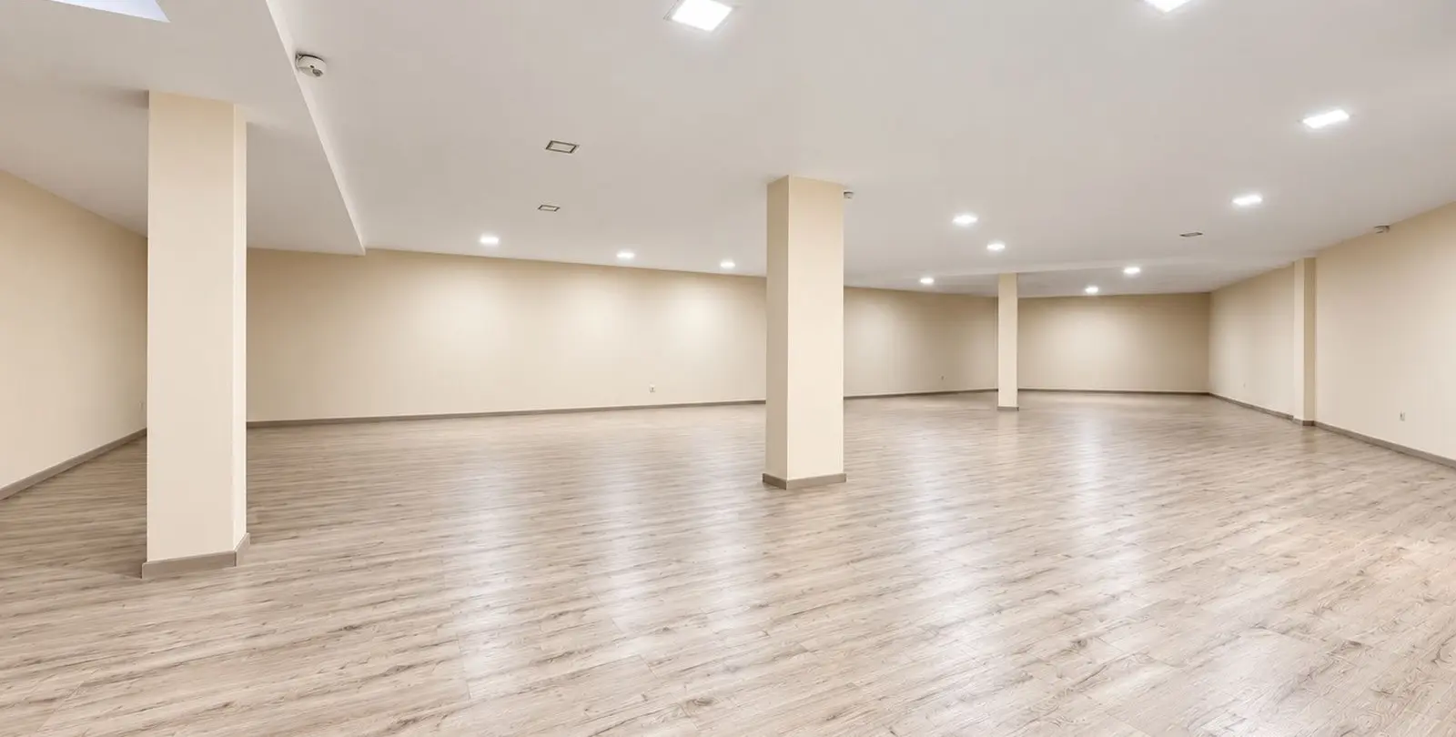 Venta de local comercial en Atalaya 6