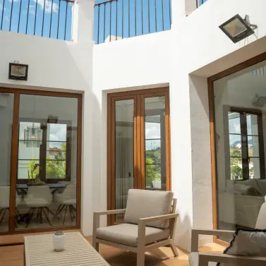 Venta de villa independiente en Estepona