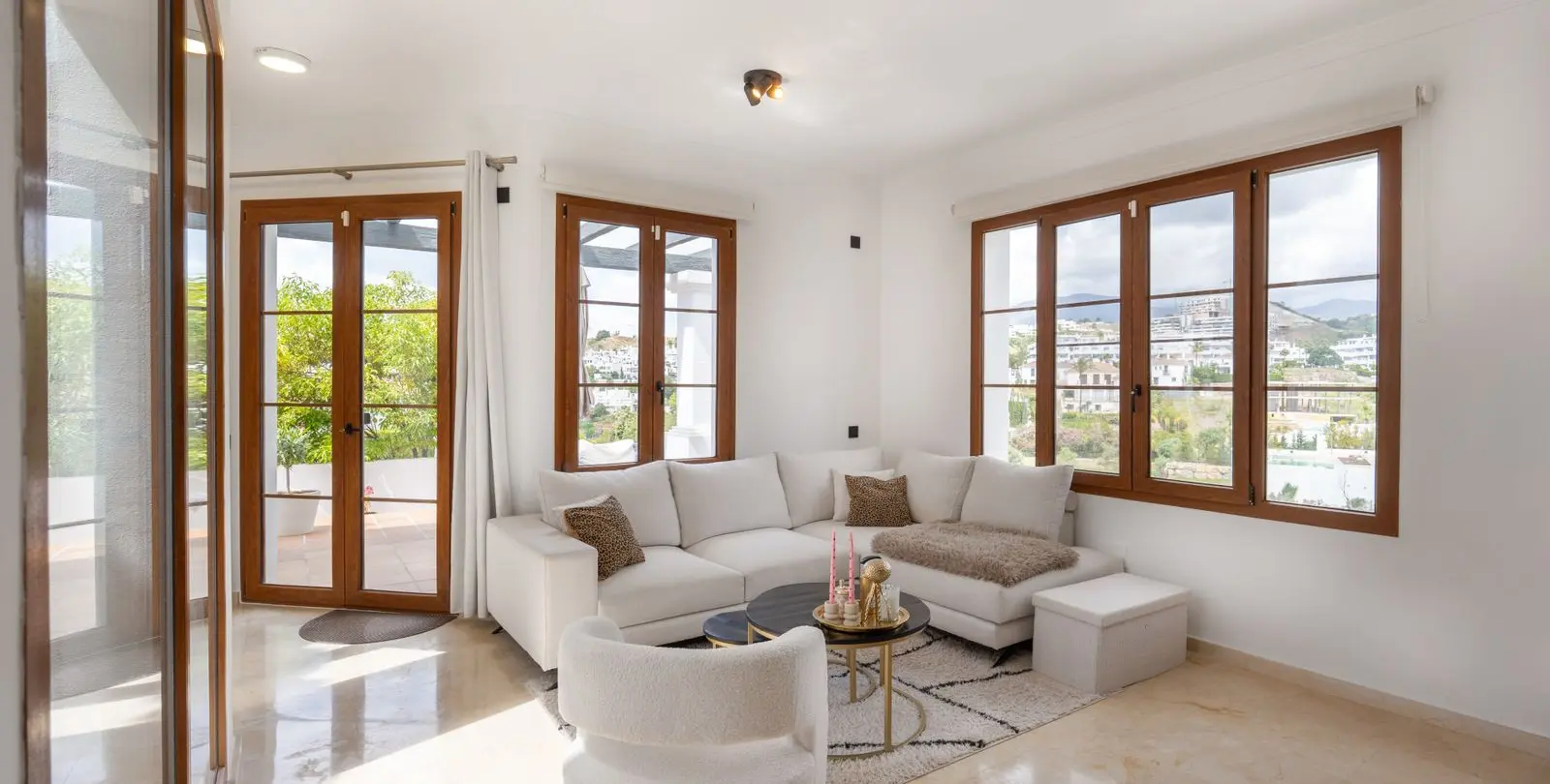 Venta de villa independiente en Estepona 9