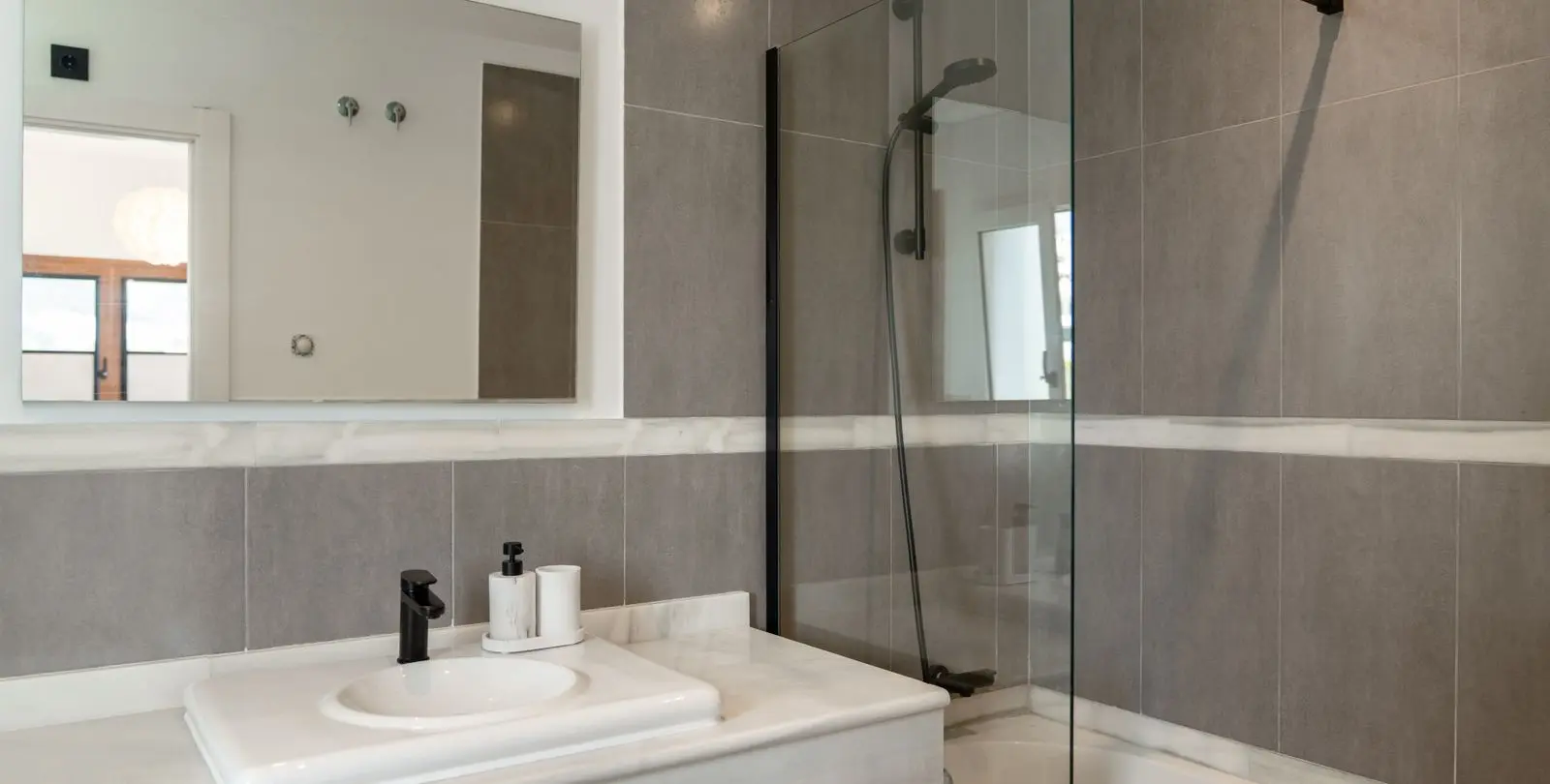 Venta de villa independiente en Estepona 12