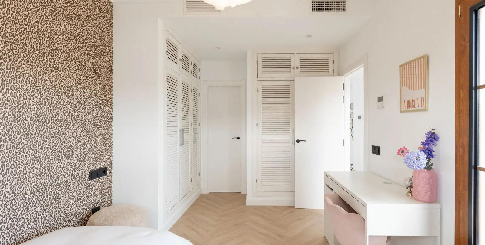 Venta de villa independiente en Estepona 16