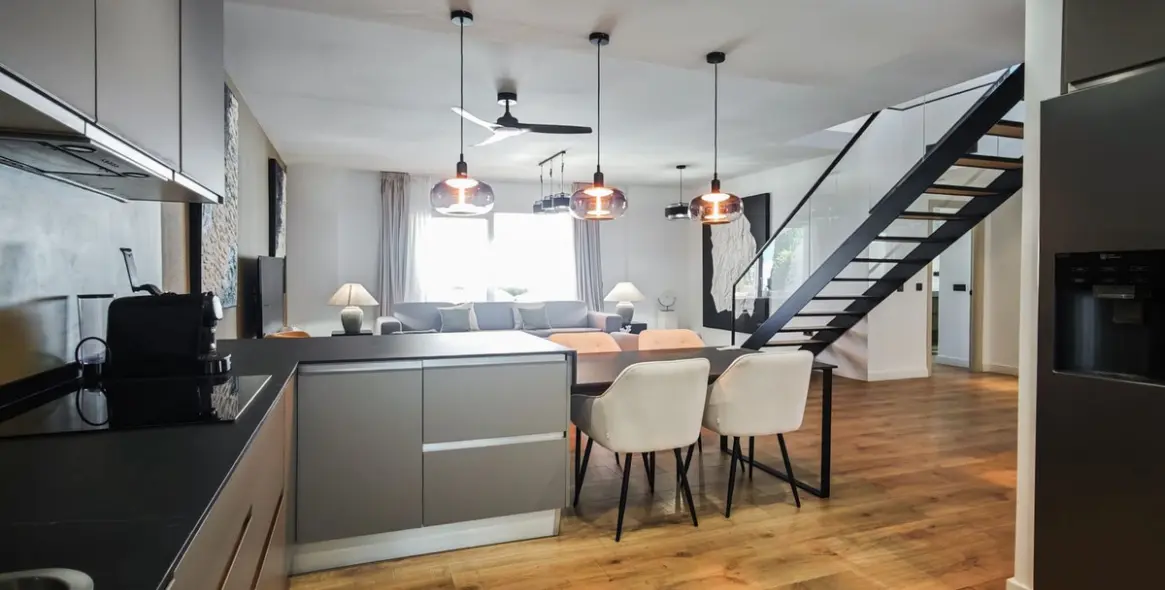Продажа двухуровневого пентхауса в Marbella 7