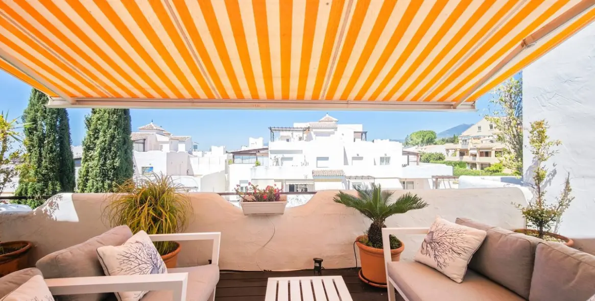 Продажа двухуровневого пентхауса в Marbella 12