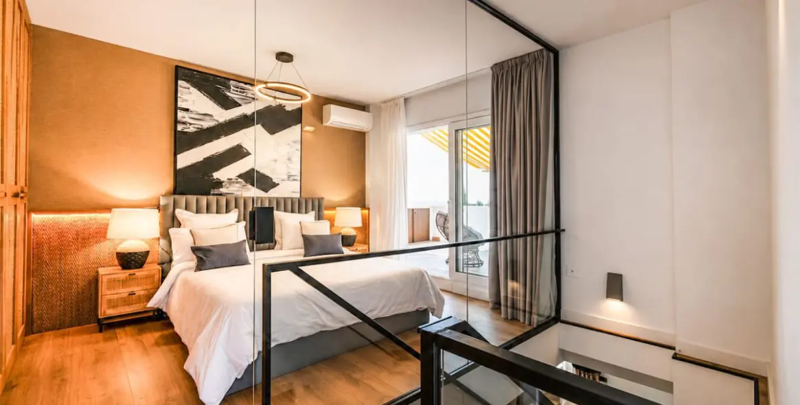 Продажа двухуровневого пентхауса в Marbella 25