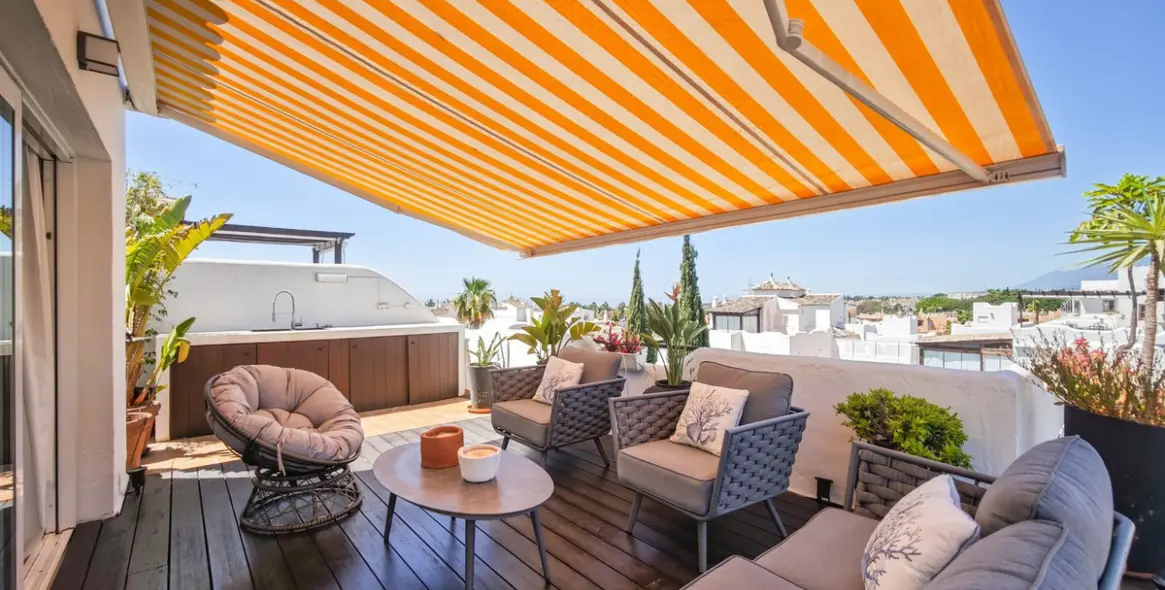 Продажа двухуровневого пентхауса в Marbella 32