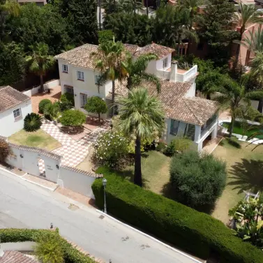 Venta de villa independiente en Nagüeles