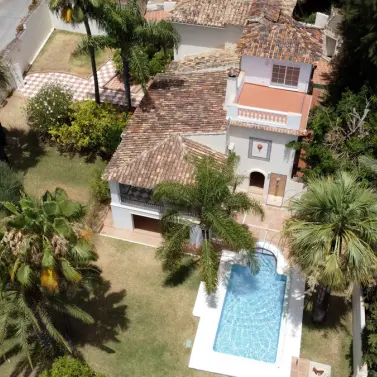 Venta de villa independiente en Nagüeles