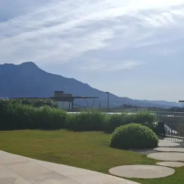 Venta de apartamento en planta baja en La Quinta