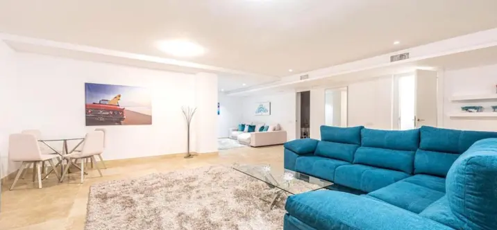 Venta de villa independiente en Marbella 2