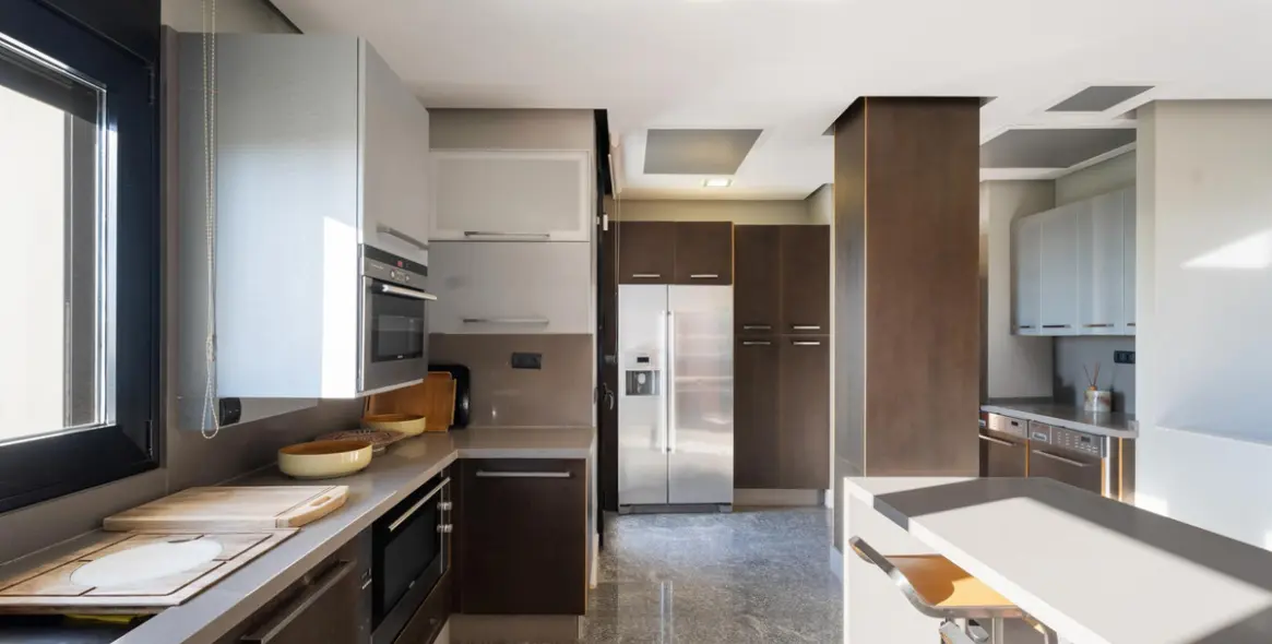 Продажа  отдельно стоящей виллы в Altos de los Monteros 12
