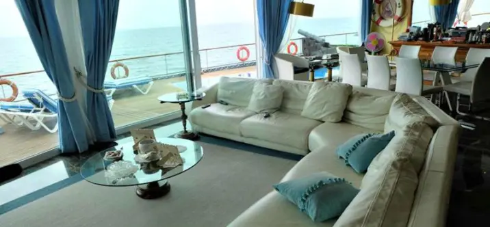 Venta de villa independiente en La Cala de Mijas 2