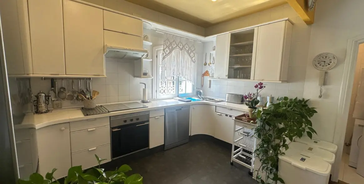 Short-term rent of detached villa in Marbella 11