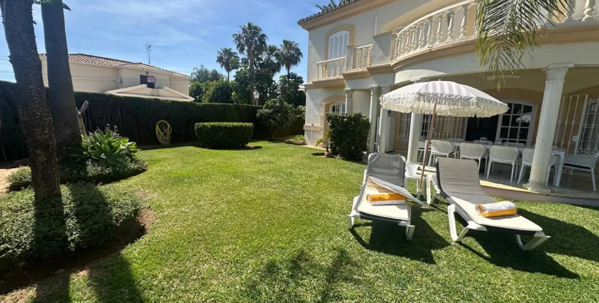 Short-term rent of detached villa in Marbella 34