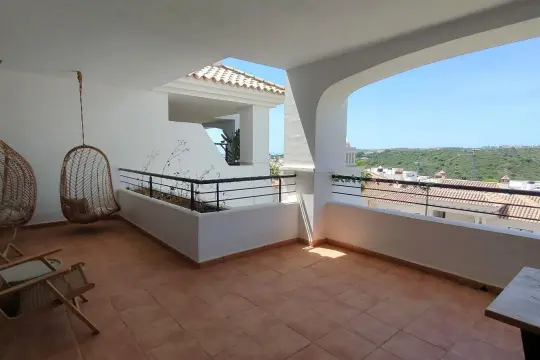 Image 6 thumb